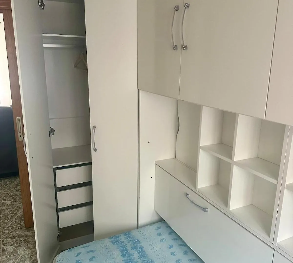 Cozy Apartment In Las Palmas 4D